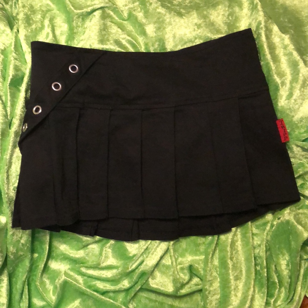 Vintage Black Pleated Tripp Skirt